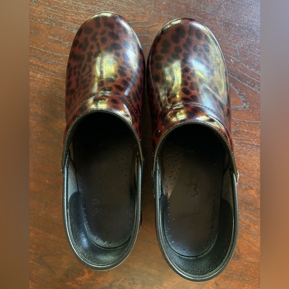 Dansko tortoise shell clogs - Picture 5 of 5